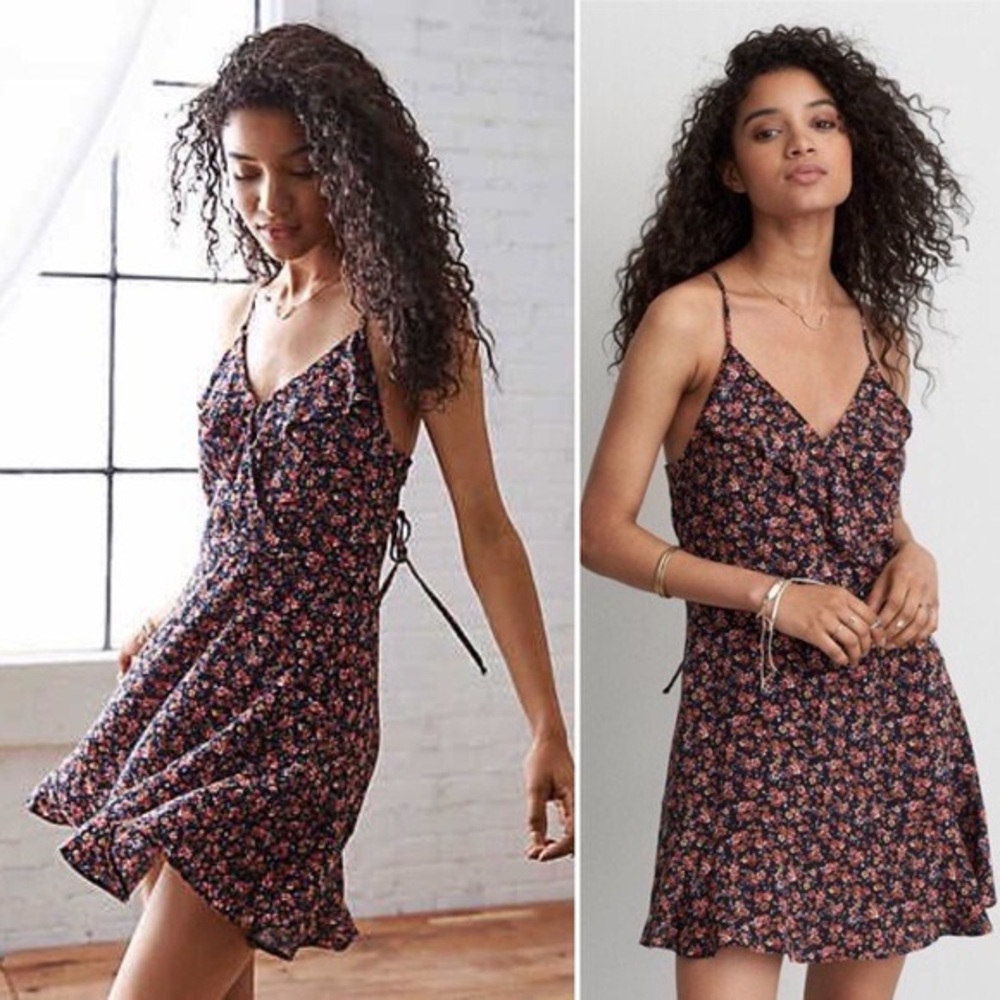 American Eagle Rose Floral Lace-Up Back Fit & Flare Dress